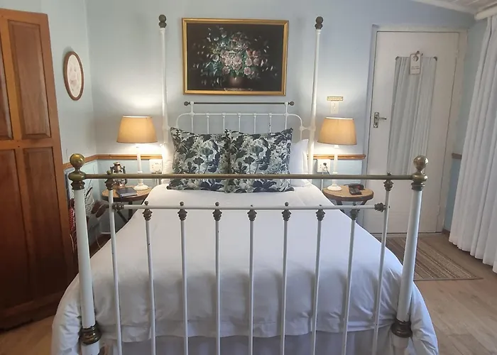 Old Oak Guest House